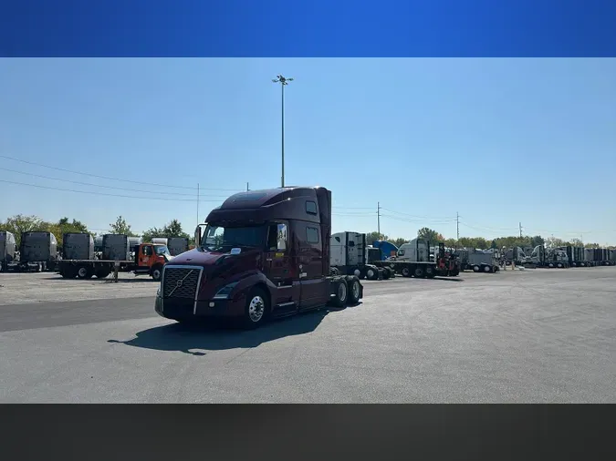 2022 Volvo VNL