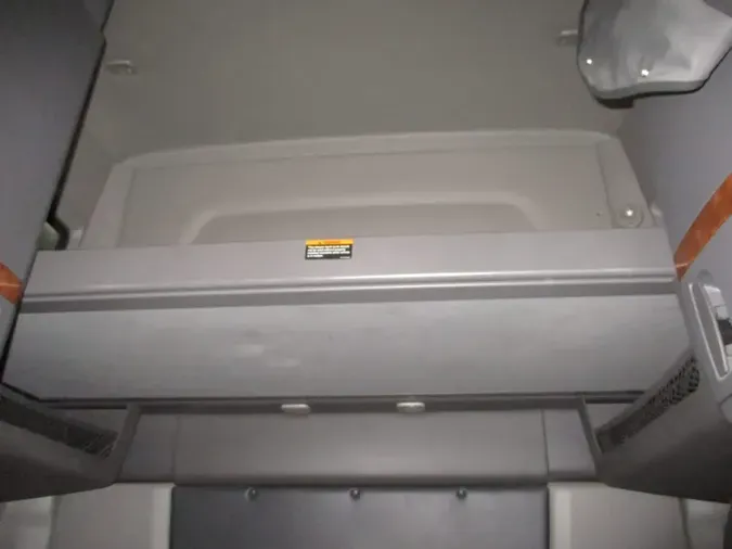 2021 NAVISTAR INTERNATIONAL LT625 SLPR CAB