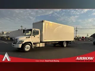 2020 HINO 268A