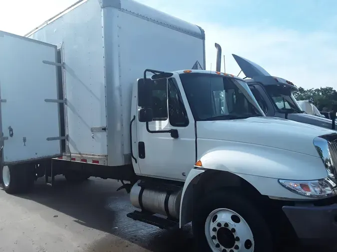 2019 NAVISTAR INTERNATIONAL 4300