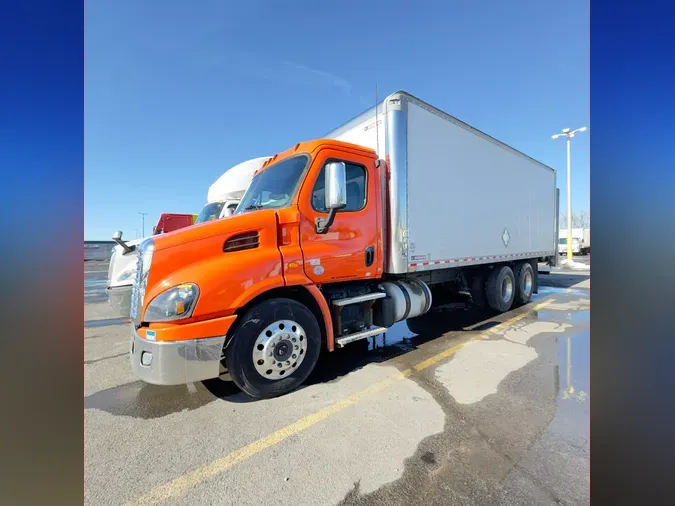 2017 FREIGHTLINER/MERCEDES CASCADIA 113