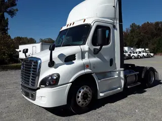 2018 FREIGHTLINER/MERCEDES CASCADIA 113