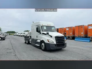 2020 Freightliner Cascadia