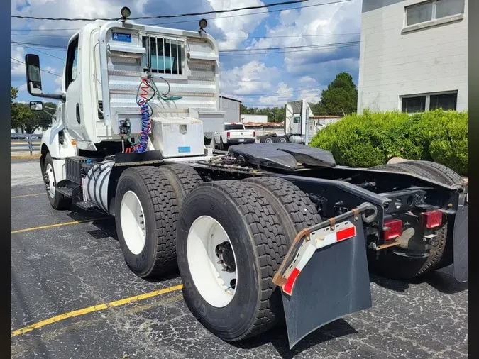 2020 NAVISTAR INTERNATIONAL LT625 DAYCAB T/A