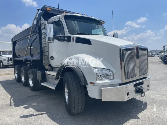 2022 KENWORTH T880