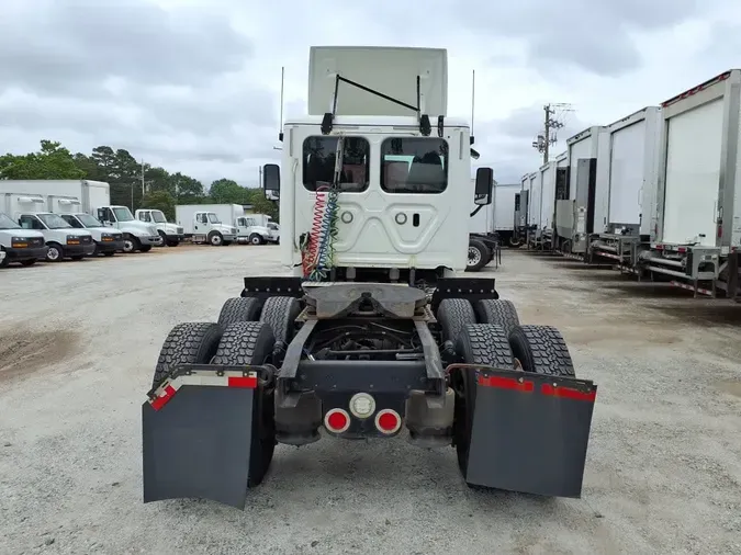 2018 FREIGHTLINER/MERCEDES CASCADIA 125