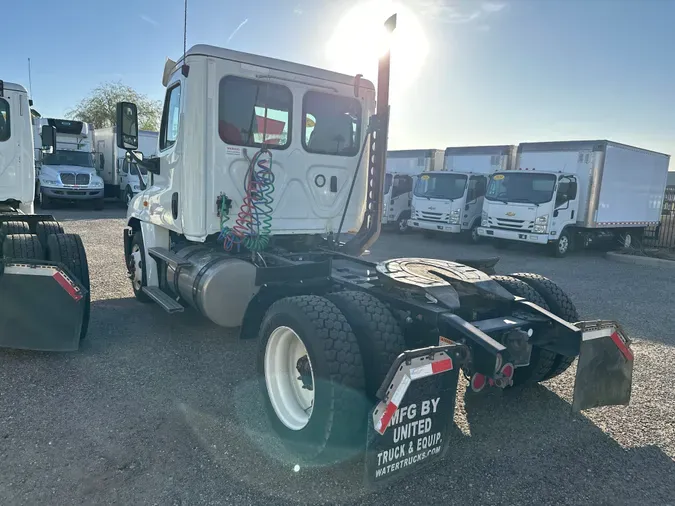 2019 FREIGHTLINER/MERCEDES CASCADIA 125