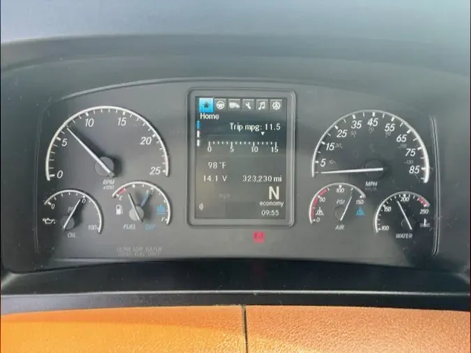 2022 Freightliner PT126SLP