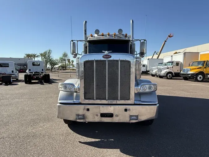 2020 Peterbilt 389
