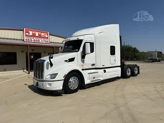 2020 PETERBILT 579