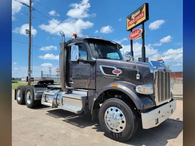 2023 Peterbilt 567