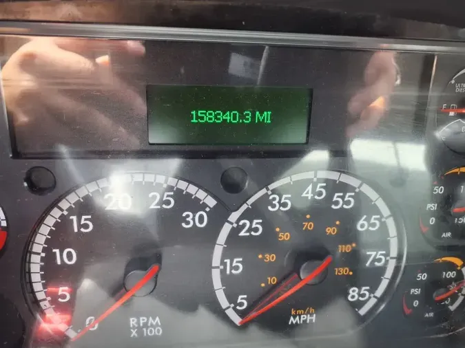 2019 FREIGHTLINER/MERCEDES M2 1061a2a1c69b251636ed6eb2cad841460d7