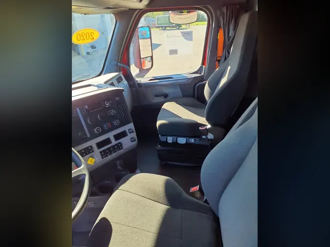 2020 FREIGHTLINER/MERCEDES NEW CASCADIA PX12664