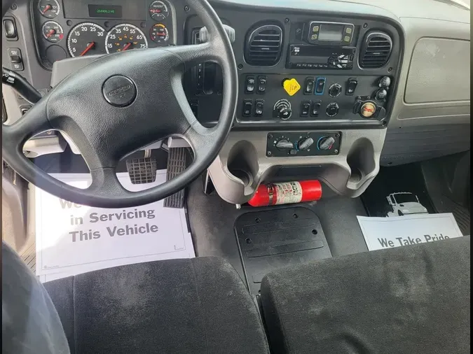 2019 FREIGHTLINER/MERCEDES M2 1061a32207f63ee7ebc5495c99ace2fc743