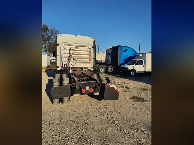 2020 FREIGHTLINER/MERCEDES CASCADIA 125