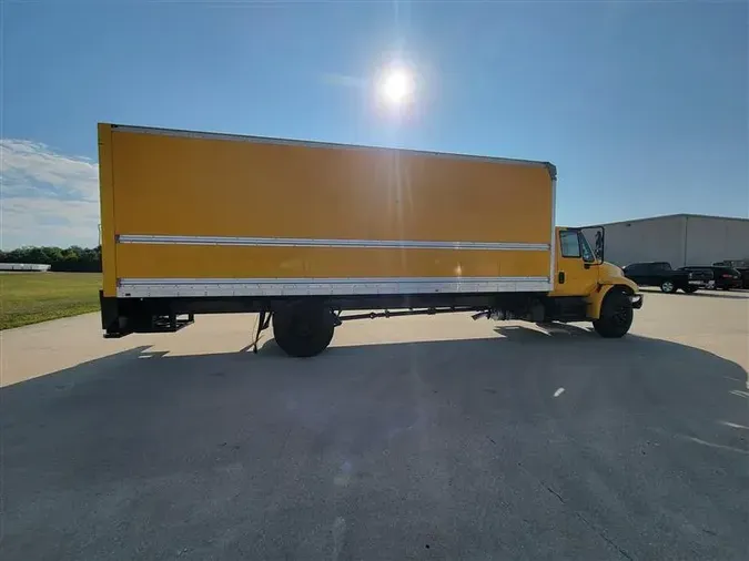 2018 INTERNATIONAL 4300