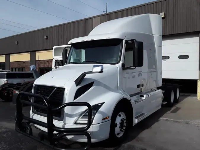 2020 VOLVO VNR64T-6401a358fe048f9f469d3ce21c4fae1eb7e