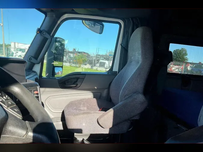 2022 INT LT625 6x4