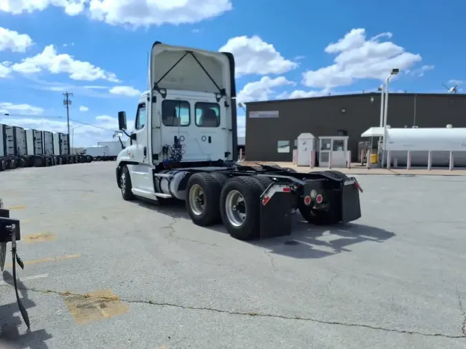 2019 FREIGHTLINER/MERCEDES CASCADIA 1251a3e0289ba99c5ac6f5ec43029074cd0