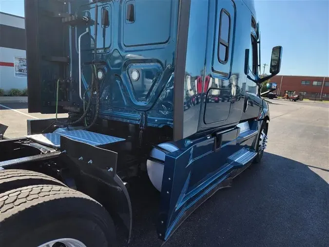 2022 FREIGHTLINER CASCADIA1a427f02c381bdbf5818a7f3ab09d73b