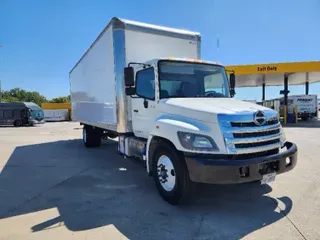 2015 HINO TRUCK 268