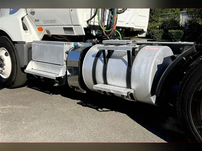 2019 INT LT625 6x41a43bb9f6e688ec14b45fc71f8c275e4