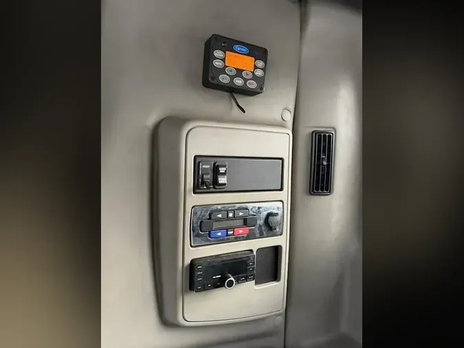 2022 International LT625