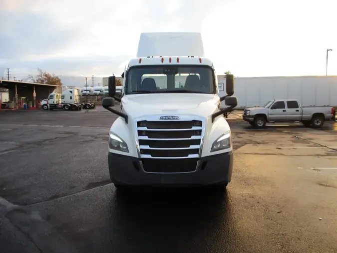 2022 FREIGHTLINER/MERCEDES NEW CASCADIA PX126641a478f3251009de03695bc93925061fa