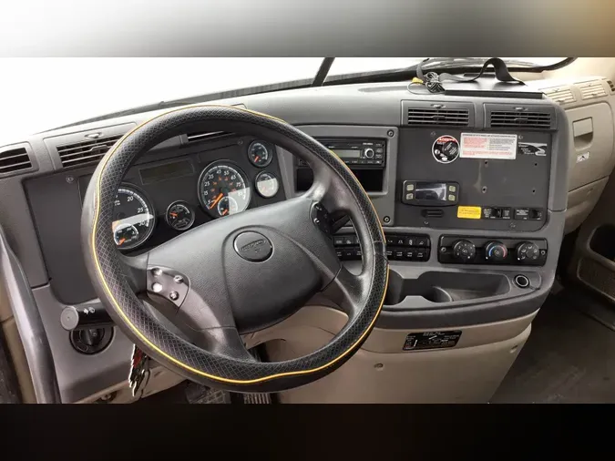 2019 Freightliner Cascadia 1251a4c7541b22f91a6127f10d1bde9584c