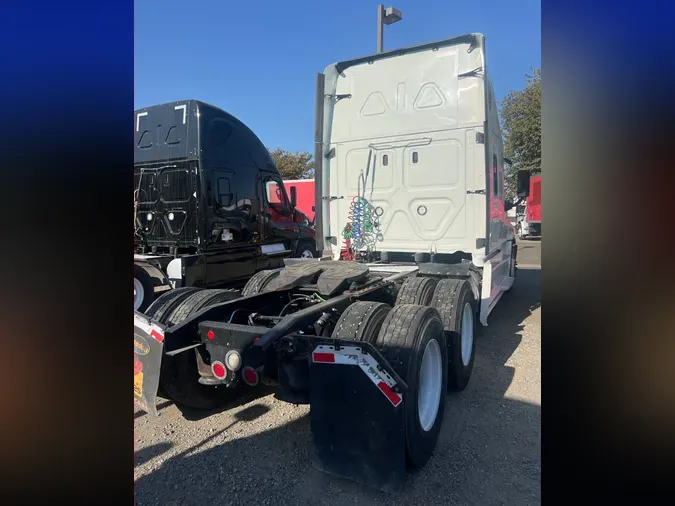 2019 FREIGHTLINER/MERCEDES CASCADIA 125