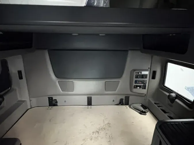 2022 International LT6251a5bb9453f60faca9cf98854953389e8