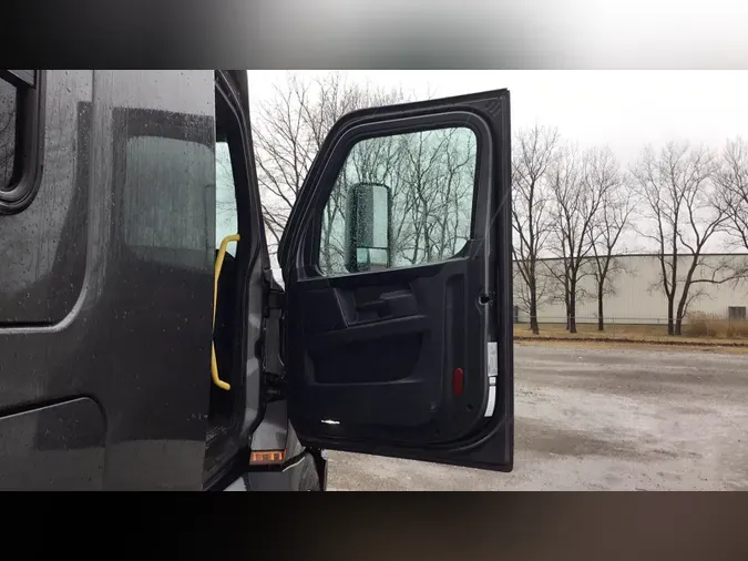 2024 Freightliner Cascadia