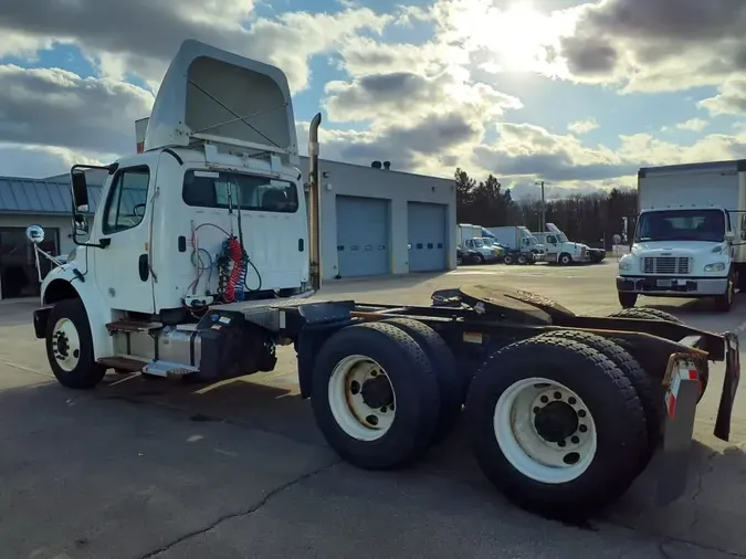 2022 FREIGHTLINER/MERCEDES M2 1061a62e806528e5bd2dd746b319246e39f