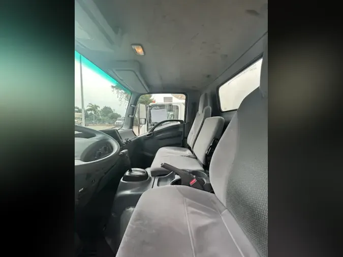 2018 ISUZU NPR HD