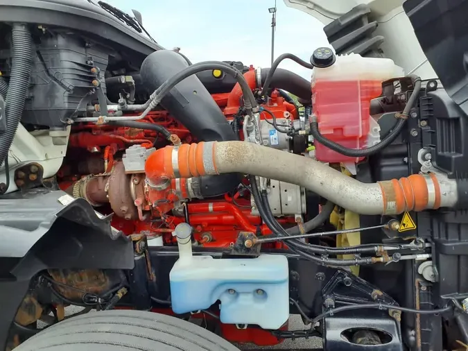2018 NAVISTAR INTERNATIONAL LT625 DAYCAB T/A