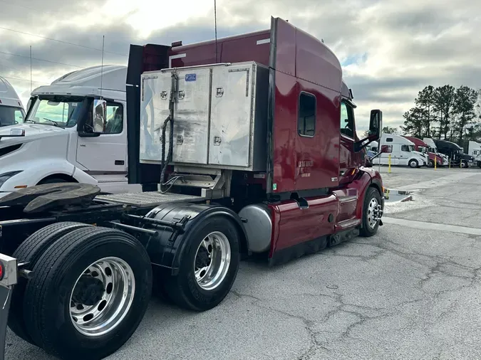 2017 PETERBILT 579