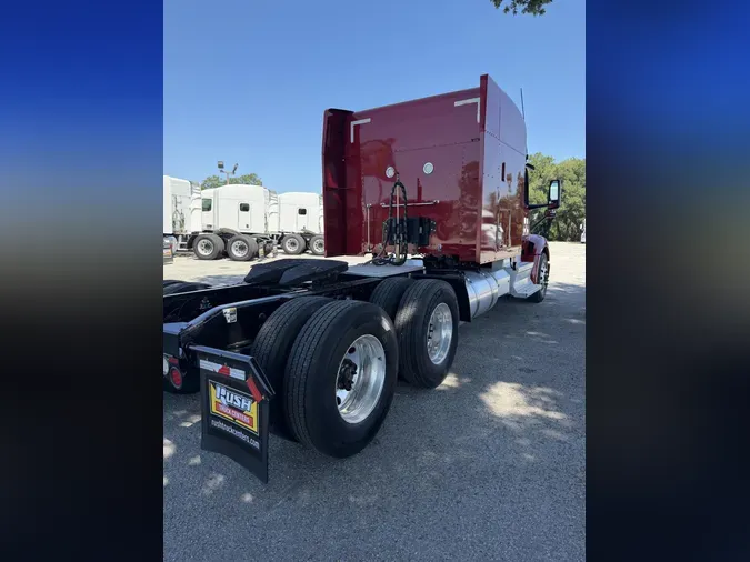 2022 Peterbilt 579