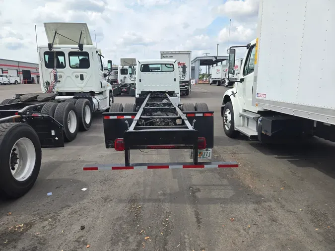 2019 FREIGHTLINER/MERCEDES M2 106