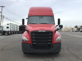 2022 FREIGHTLINER CA126