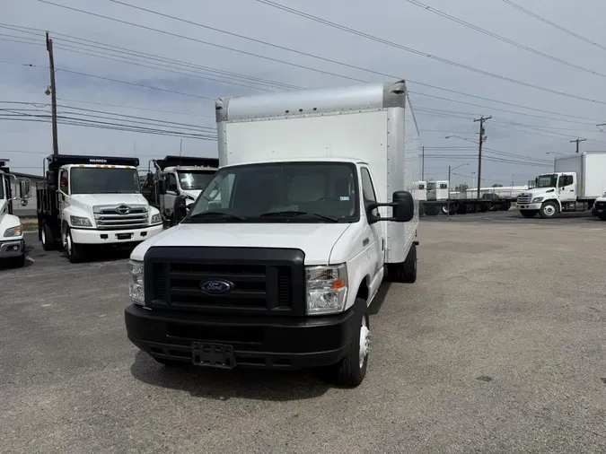 2019 Ford E-450