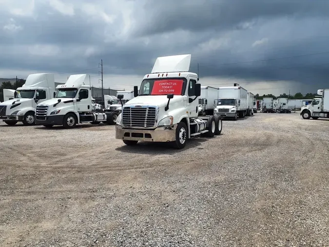2018 FREIGHTLINER CASCADIA 1251a74d3036765d47fca4f7e5da82ab970
