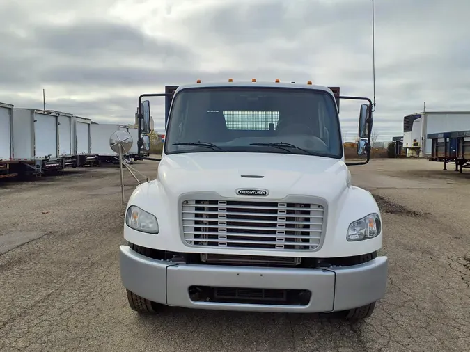 2015 FREIGHTLINER/MERCEDES M2 106