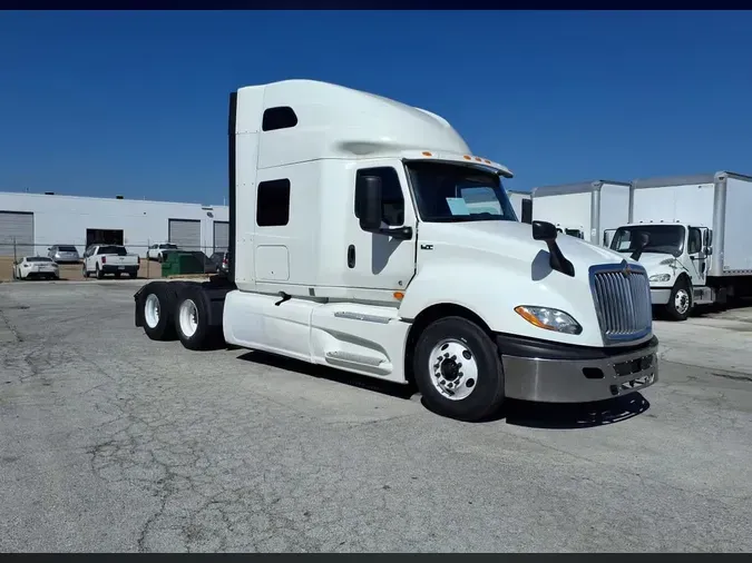 2020 NAVISTAR INTERNATIONAL LT625 SLPR CAB
