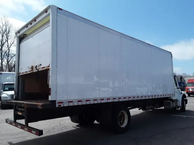 2017 FREIGHTLINER/MERCEDES M2 106