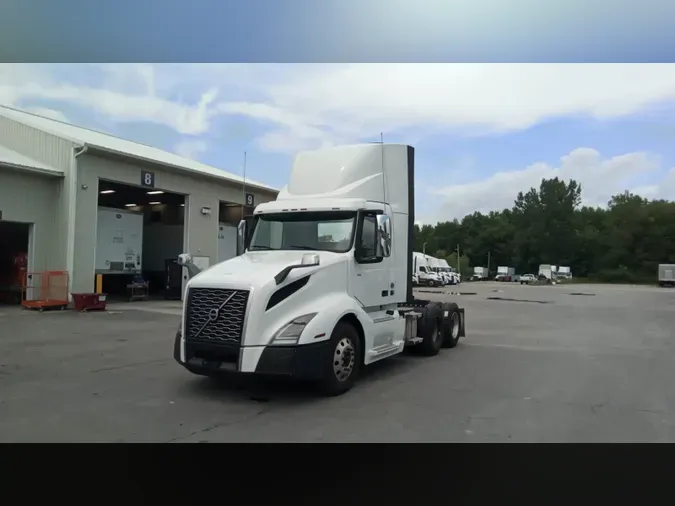 2020 Volvo VNL300
