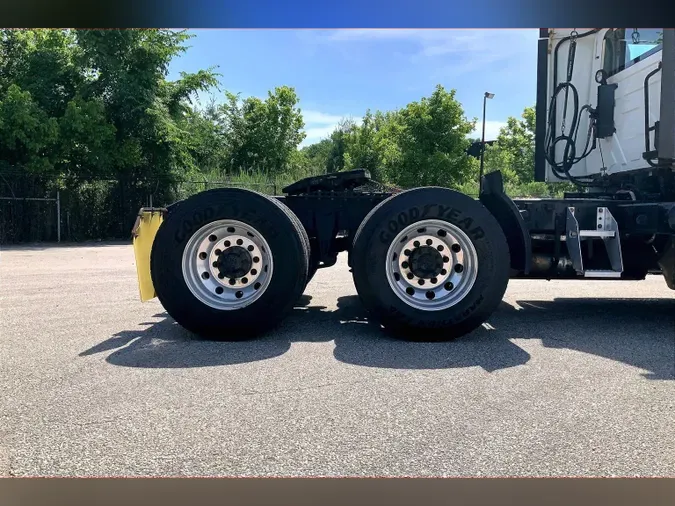 2021 INT LT625 6x41a7e6c2a547ac40d96c6f64bd72308e7