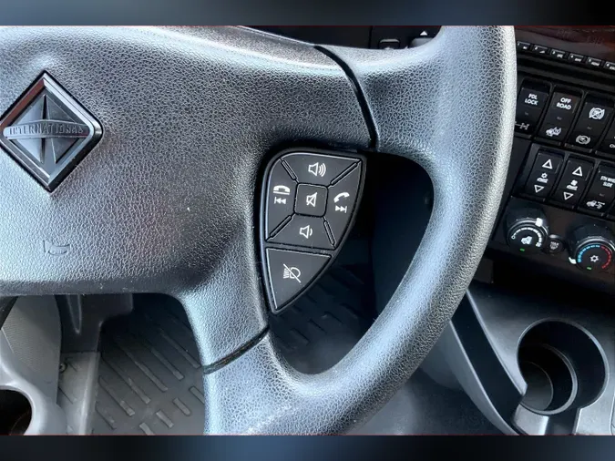2021 INT LT625 6x4