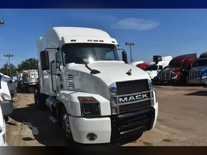 2020 MACK ANTHEM 64T