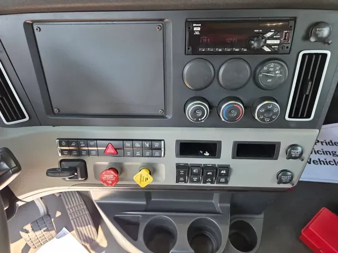 2019 FREIGHTLINER NEW CASCADIA 126
