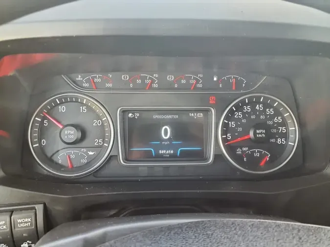 2019 NAVISTAR INTERNATIONAL LT625 SLPR CAB